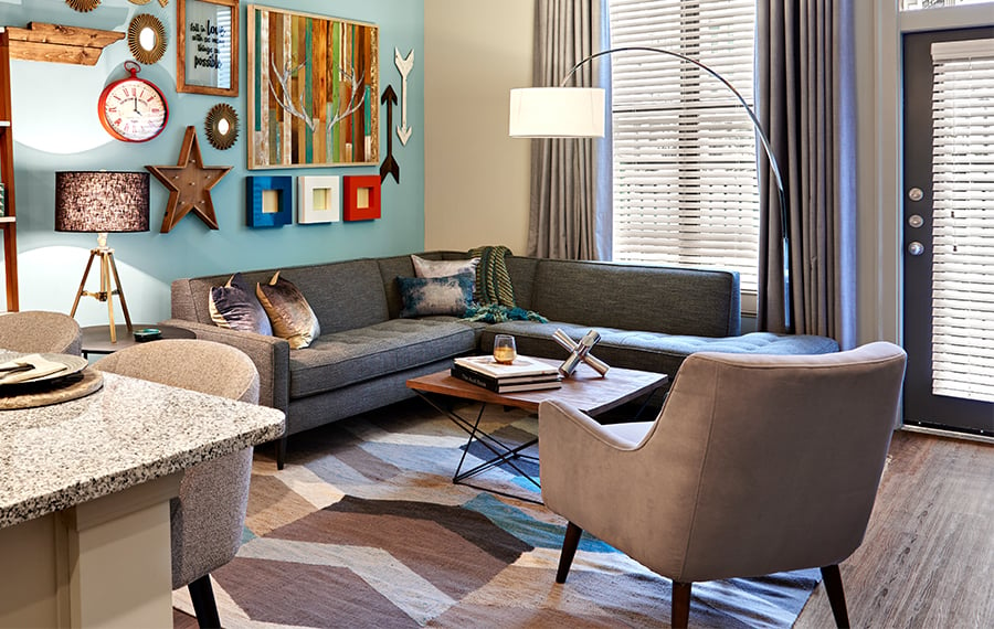 Apartments in Nashville, TN - 2700 Charlotte - Living Room