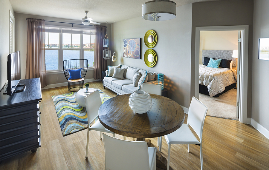2-bedroom Apartments in Orlando - Lake Vue - Living Room