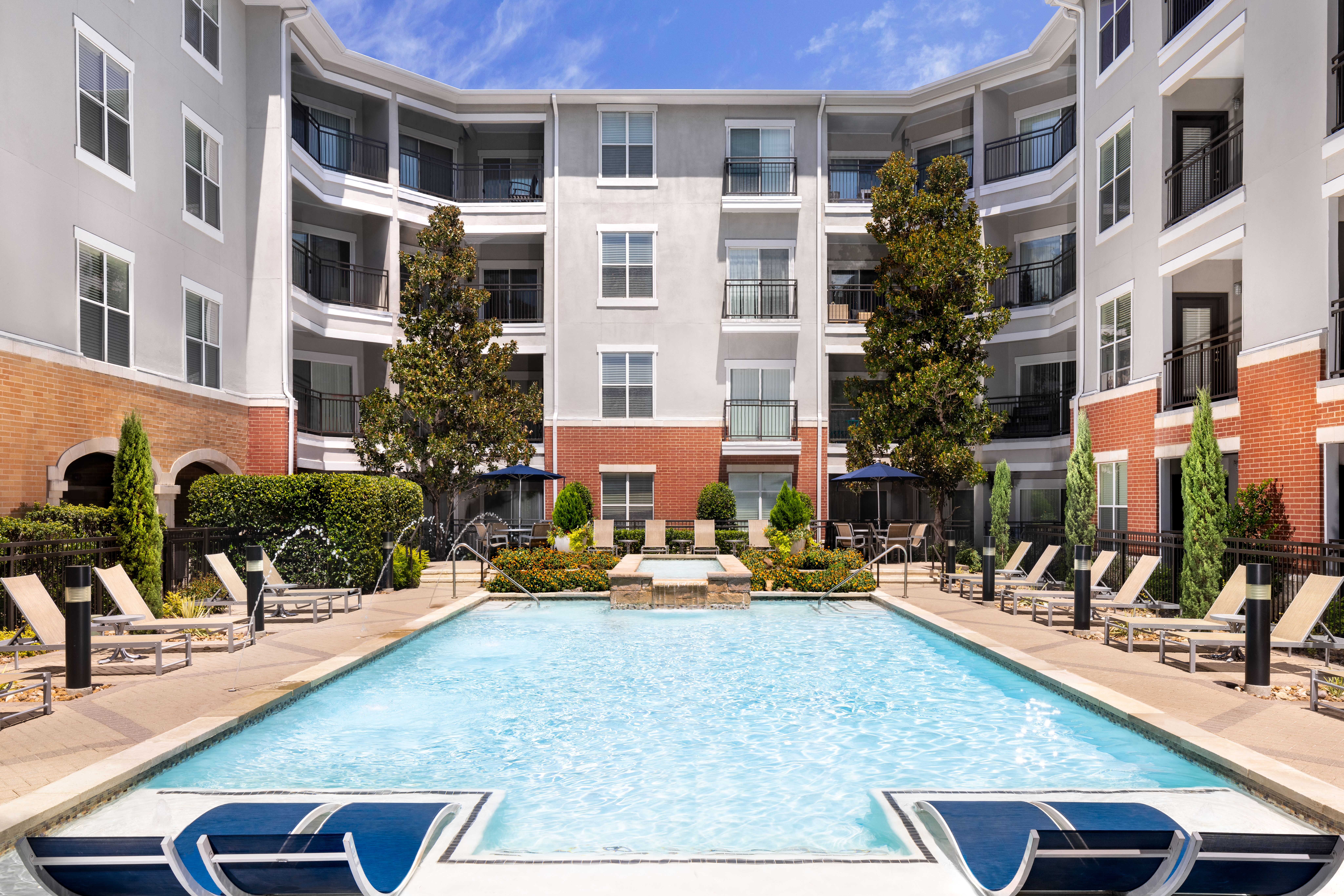 Brick Row - Ricardson, TX apartments - pool