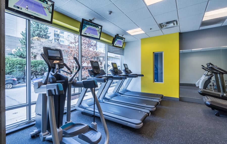 Metro 112 Apartments - Bellevue, WA downtown apartments - fitness center