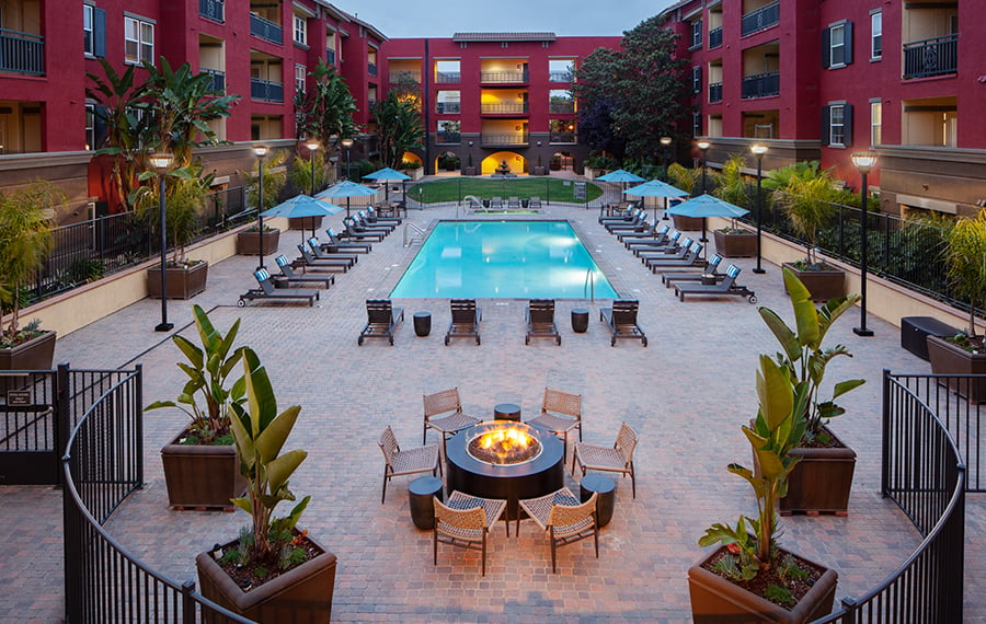 Mira Bella - Apartments in near aero drive San Diego, CA - swimming pool