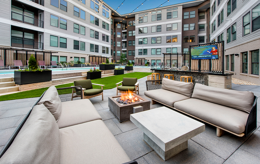 Lofts in Vinings Atlanta - Vinings Lofts and Apartments - Outdoor Lounge