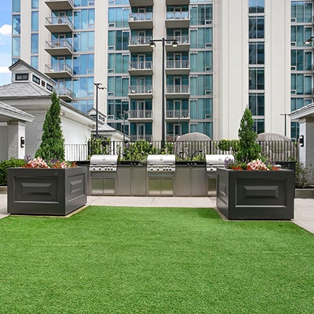 Penthouses in Buckhead, Atlanta - The Residence Buckhead - Outdoor Lounge