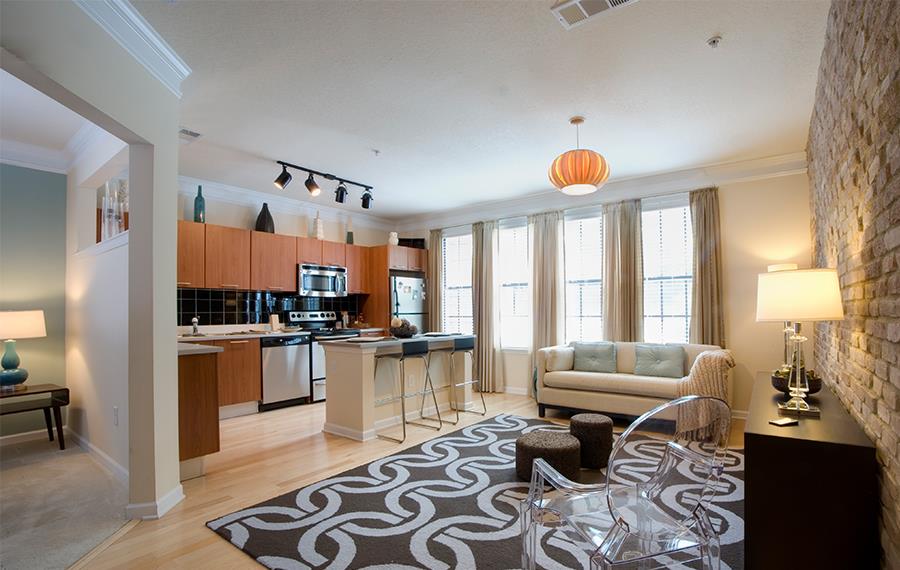 Check Out the Apartment Features | Gramercy at Buckhead