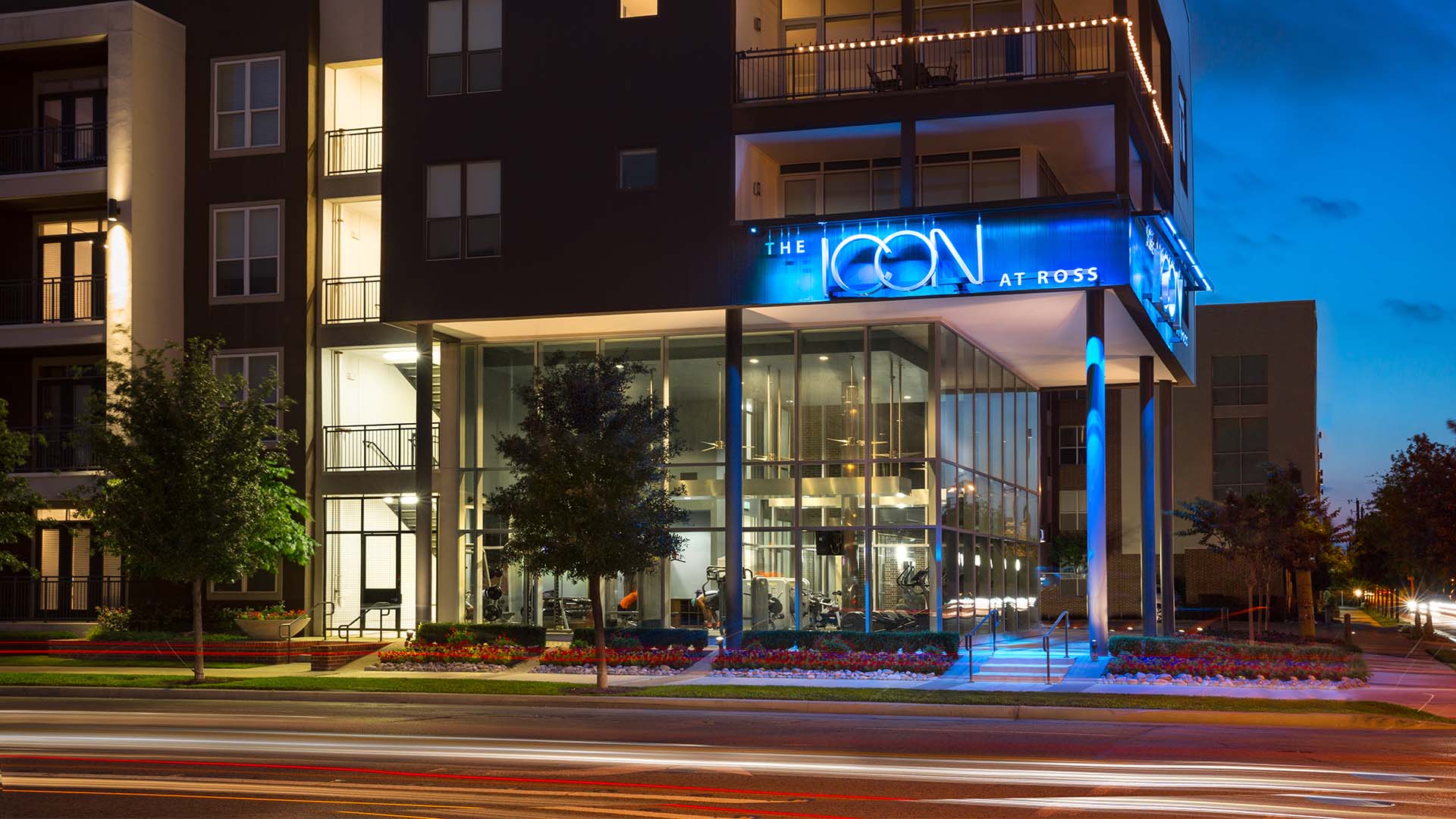 Uptown Dallas Apartments | Icon At Ross Apartments | Dallas, TX